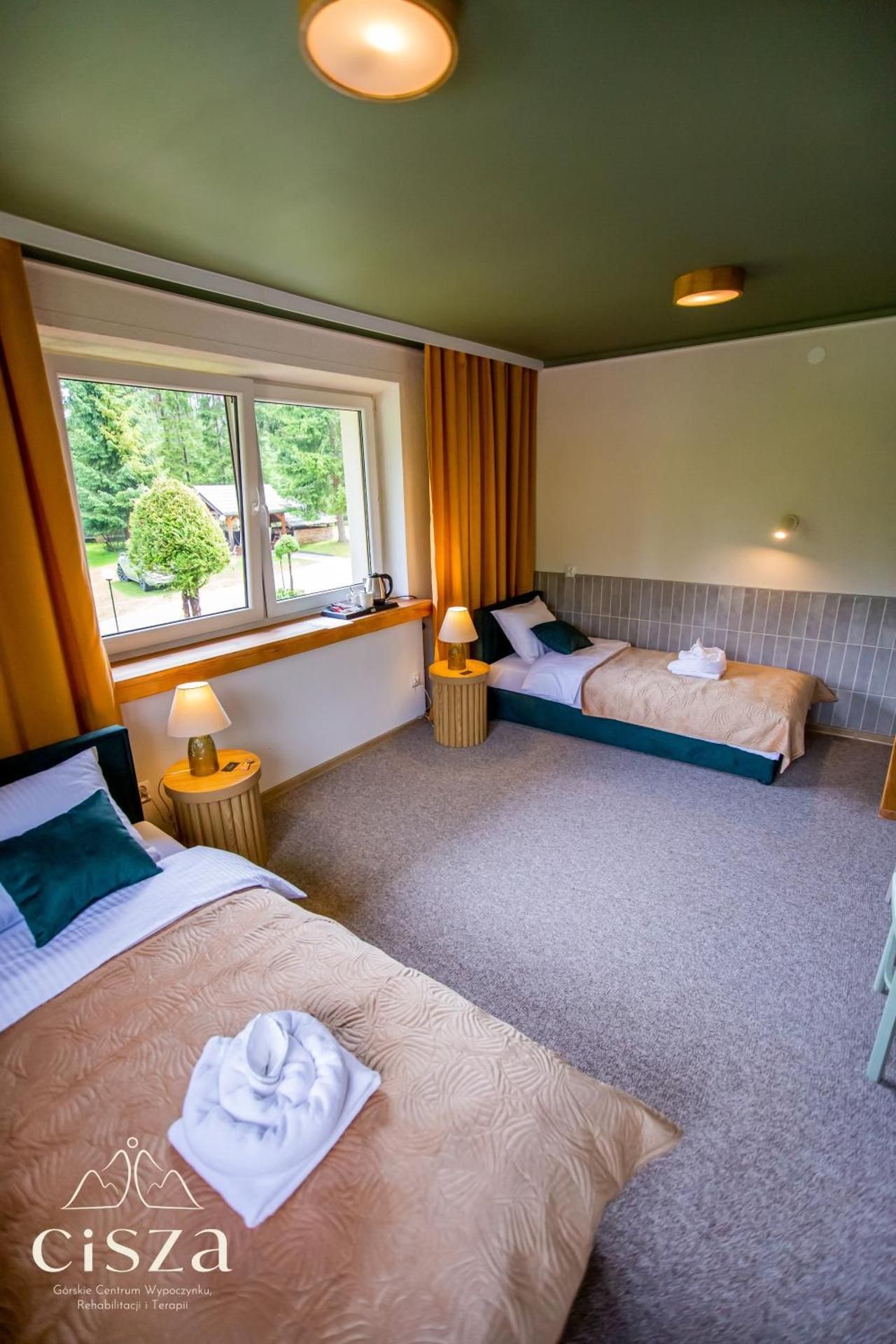 Standard Twin Room with Garden View