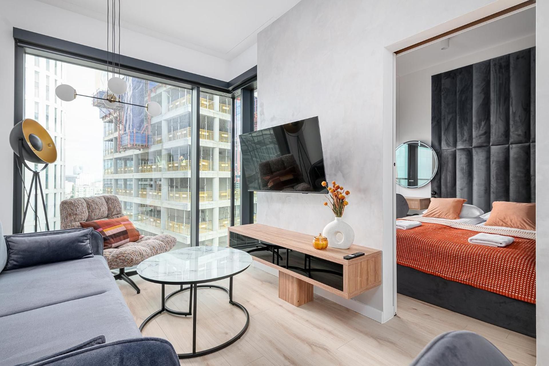 One-Bedroom Apartment with Balcony