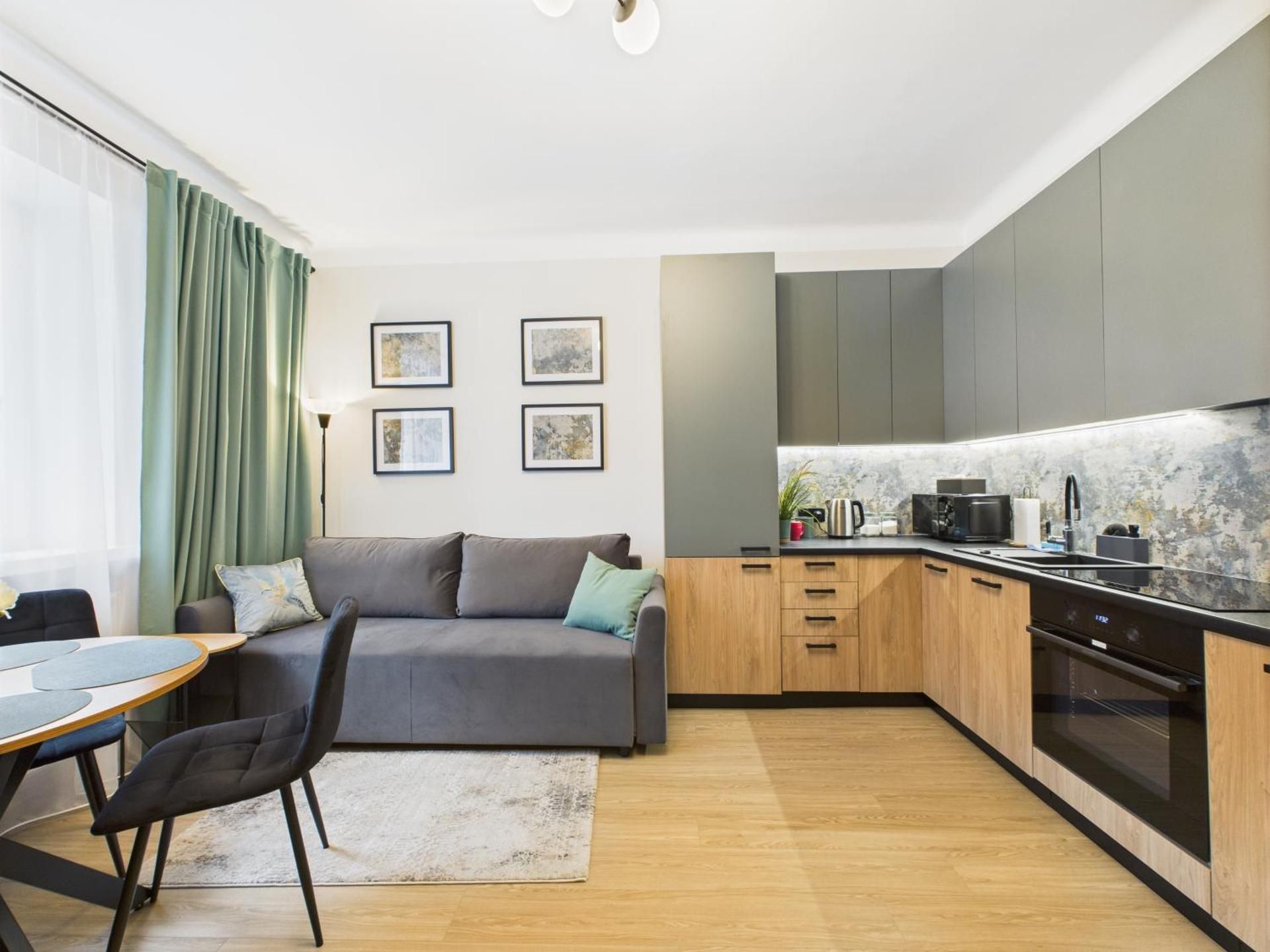 One-Bedroom Apartment