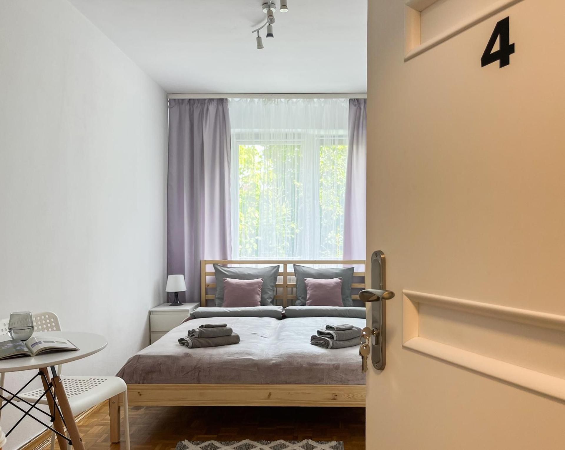 Standard Double Room with Shared Bathroom