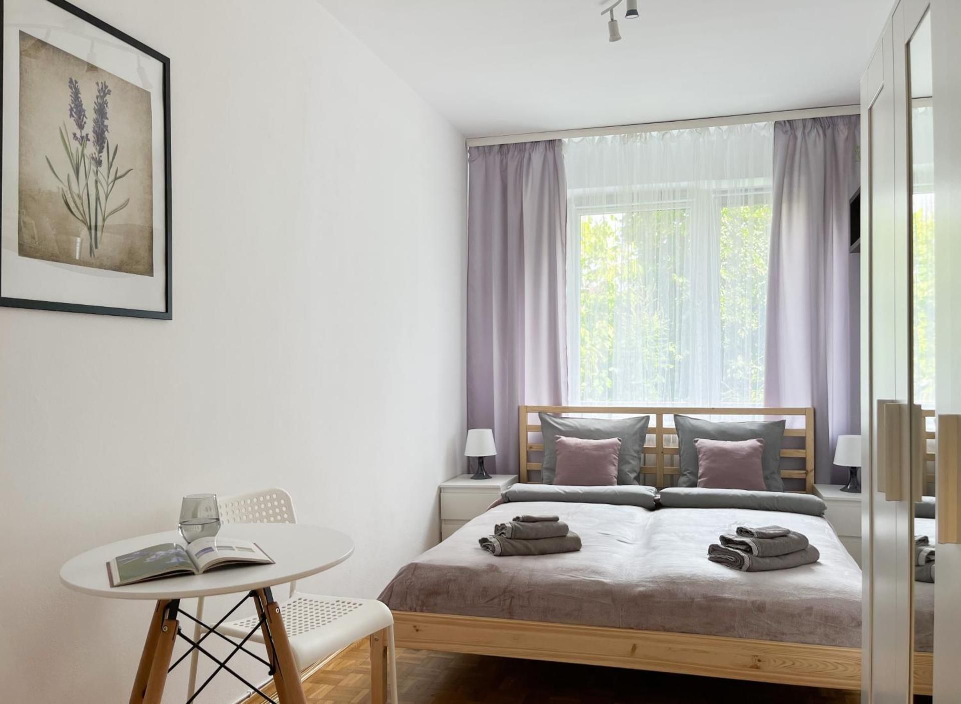 Standard Double Room with Shared Bathroom
