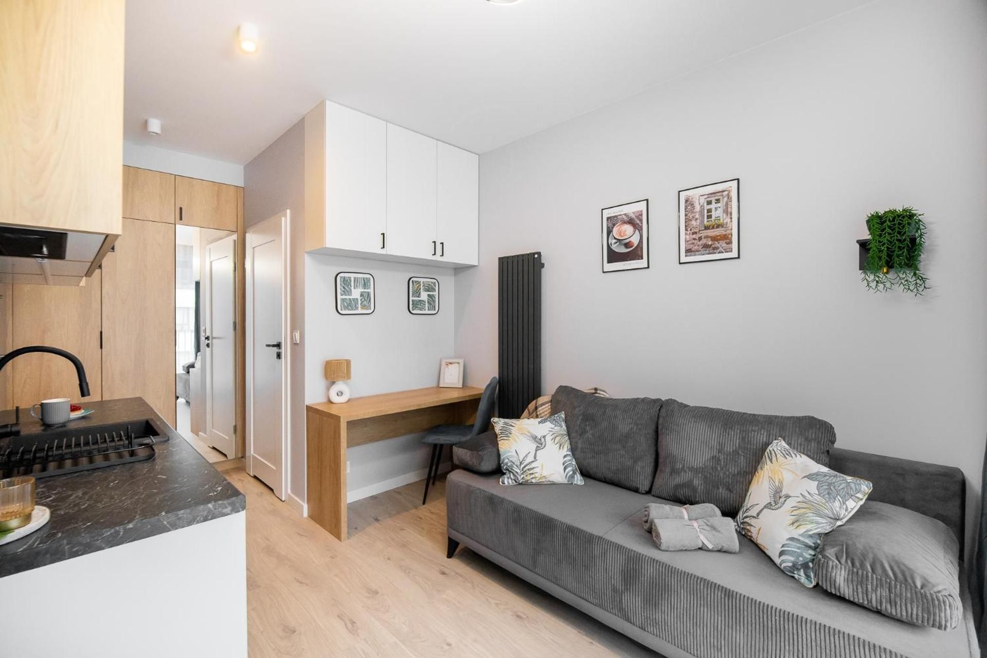 Studio Apartment with Balcony