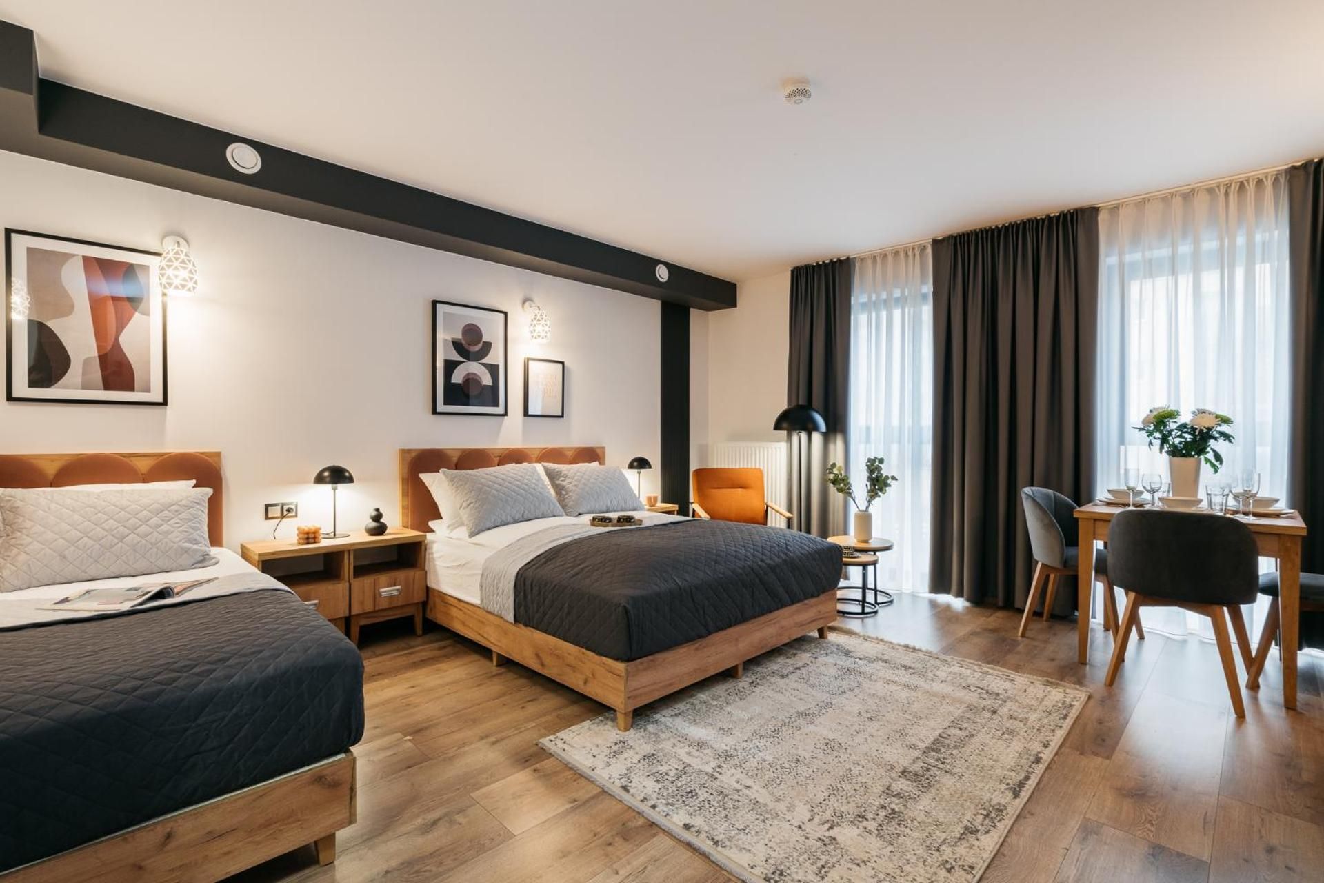One-Bedroom Apartment