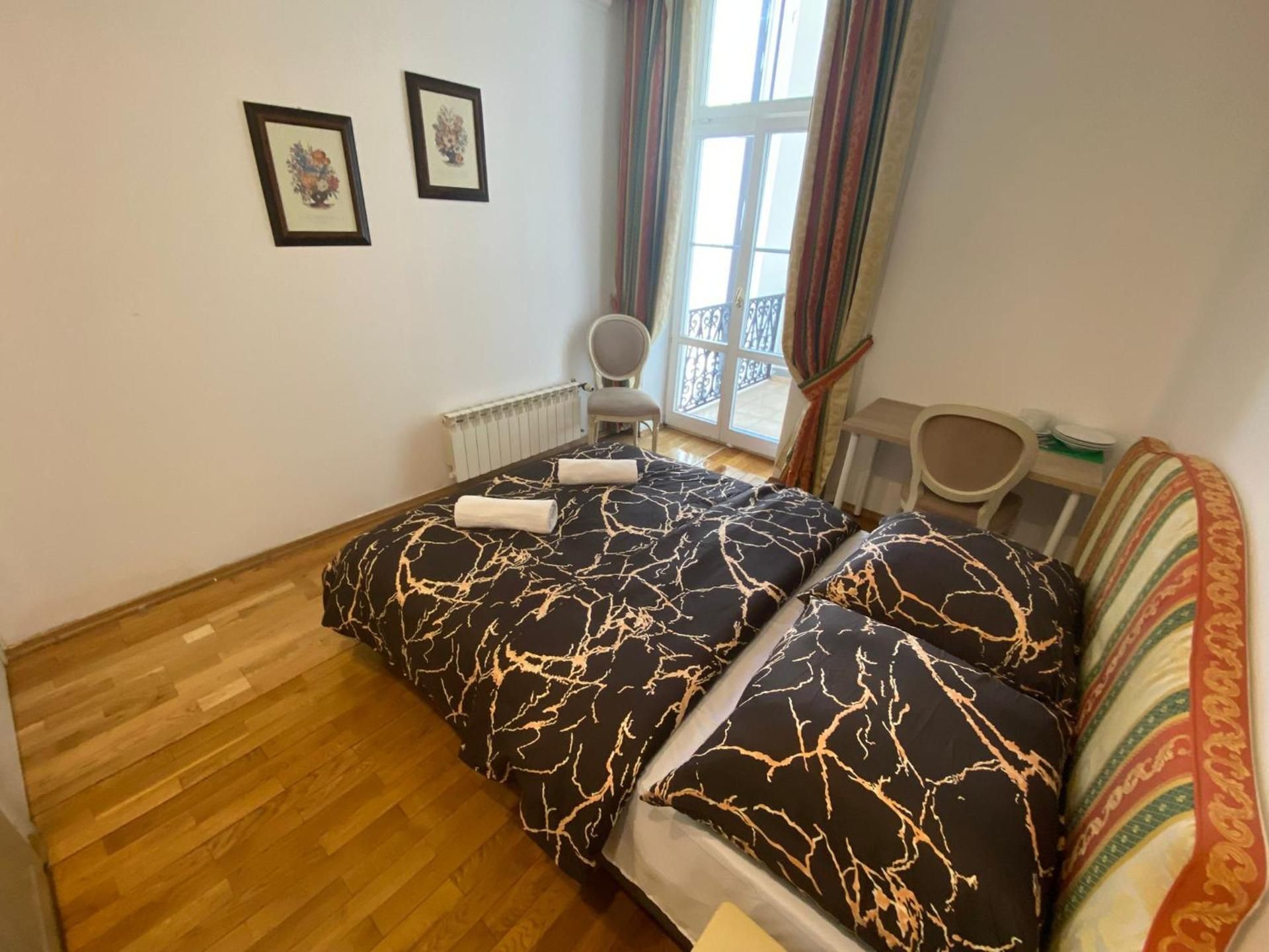 Large Double Room