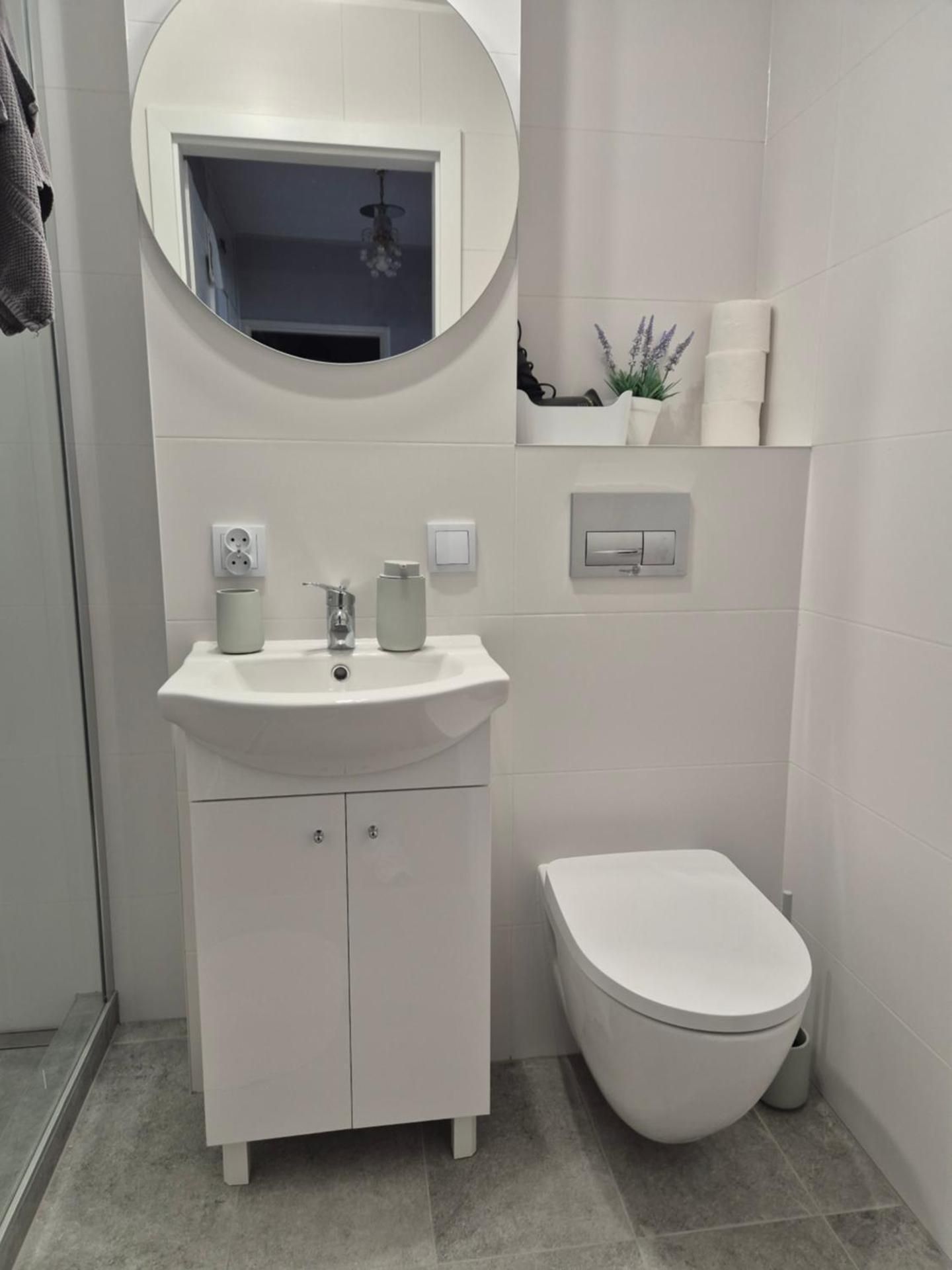 Two Bedroom Apartment with balcony and city view 90 - 12 Dąbrowski Square