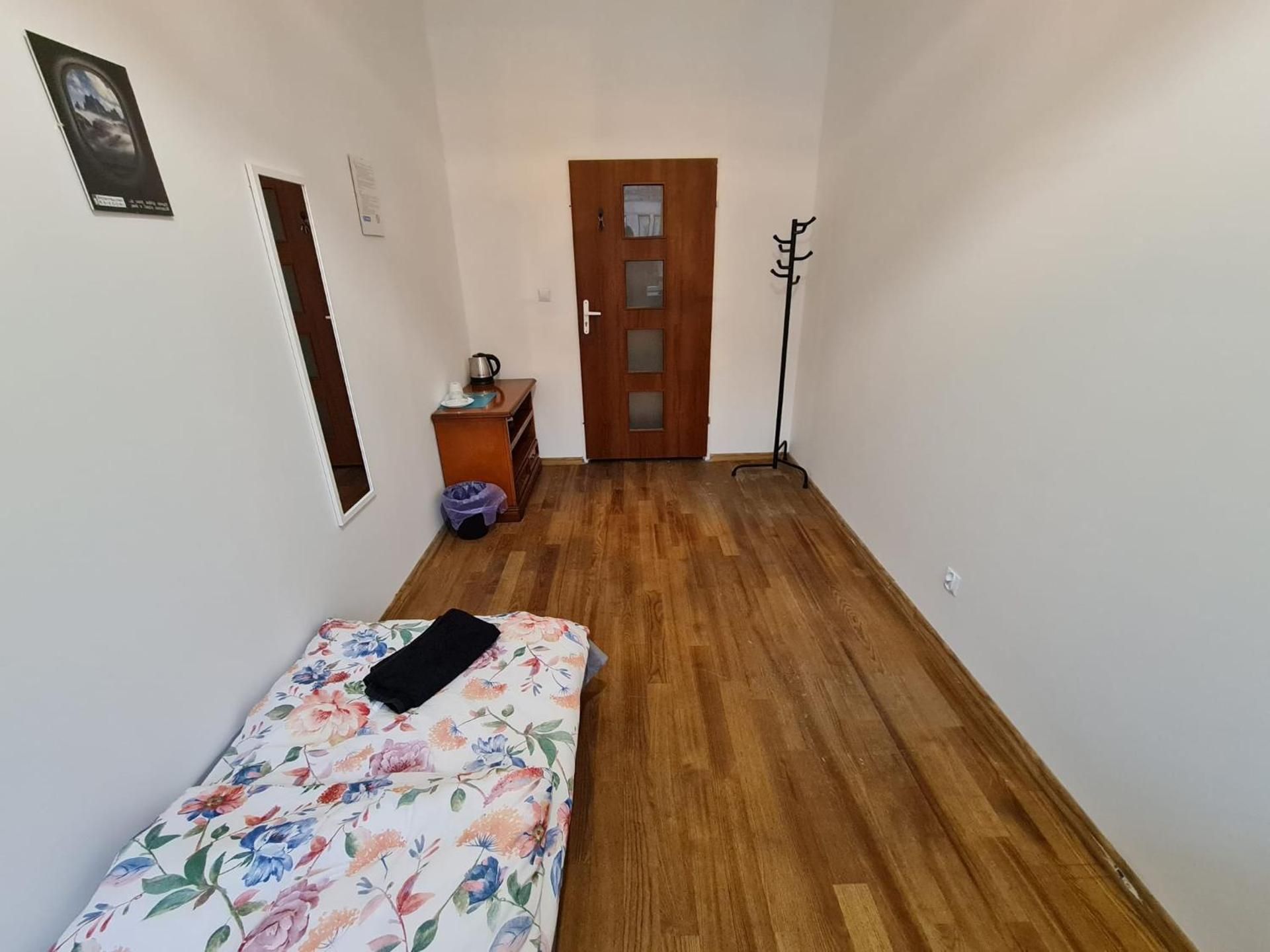 Large Single Room
