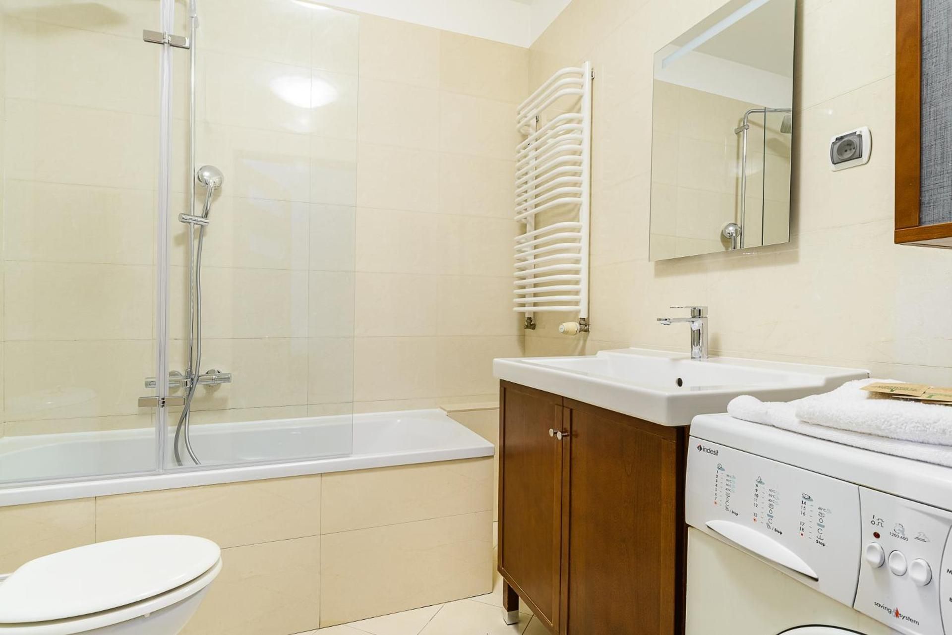 Studio Apartment