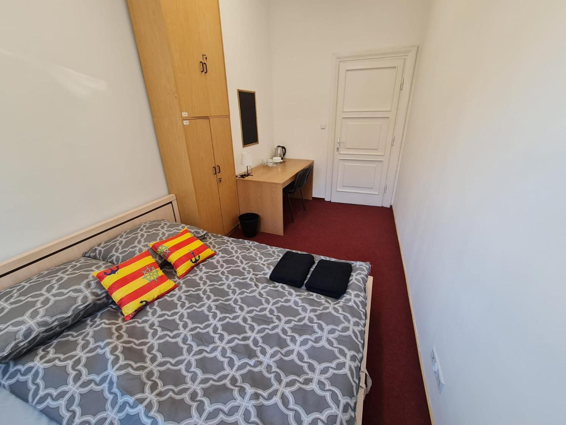 Large Double Room