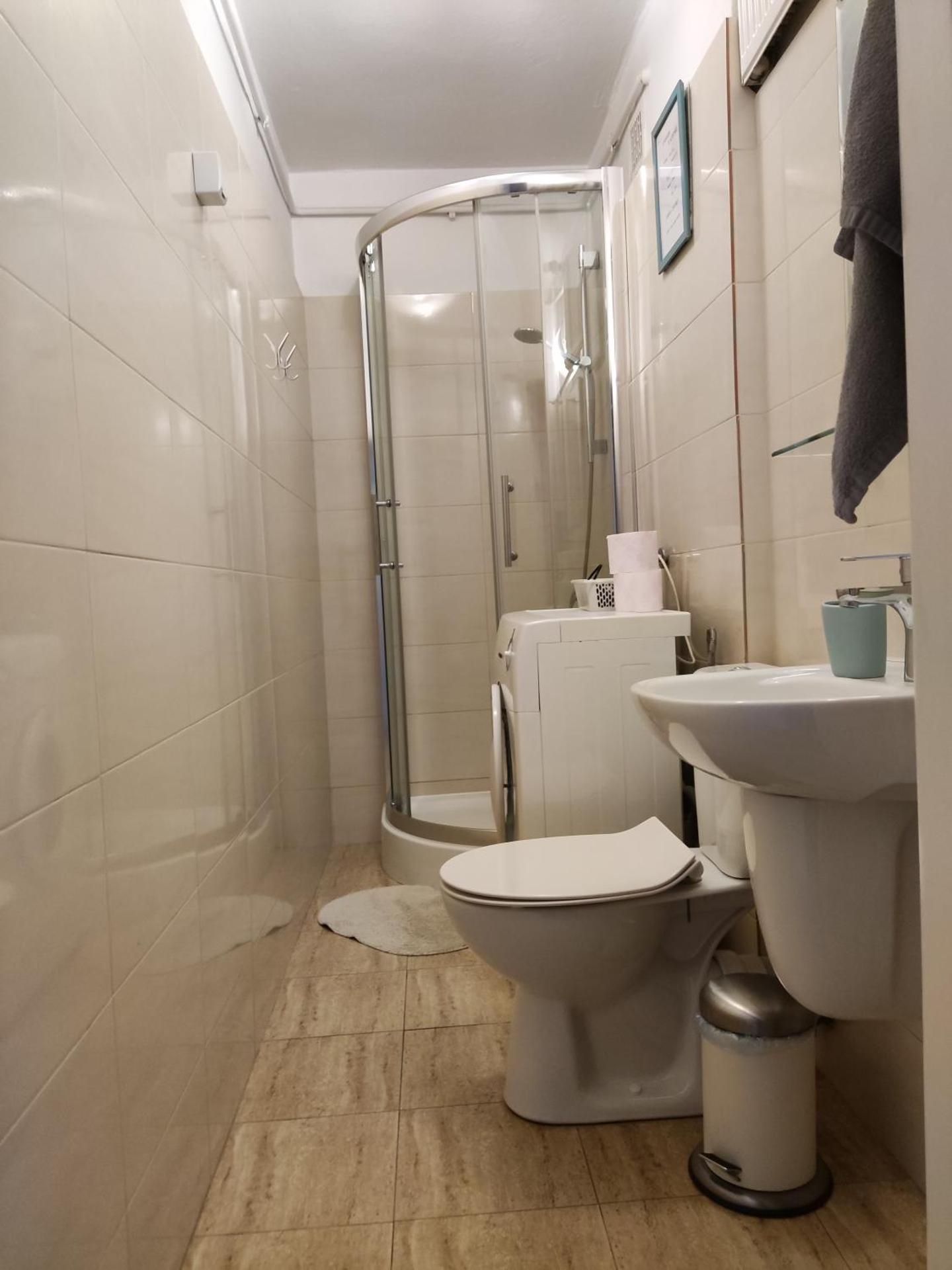 Studio Apartment with city view 41 Wspolna Street