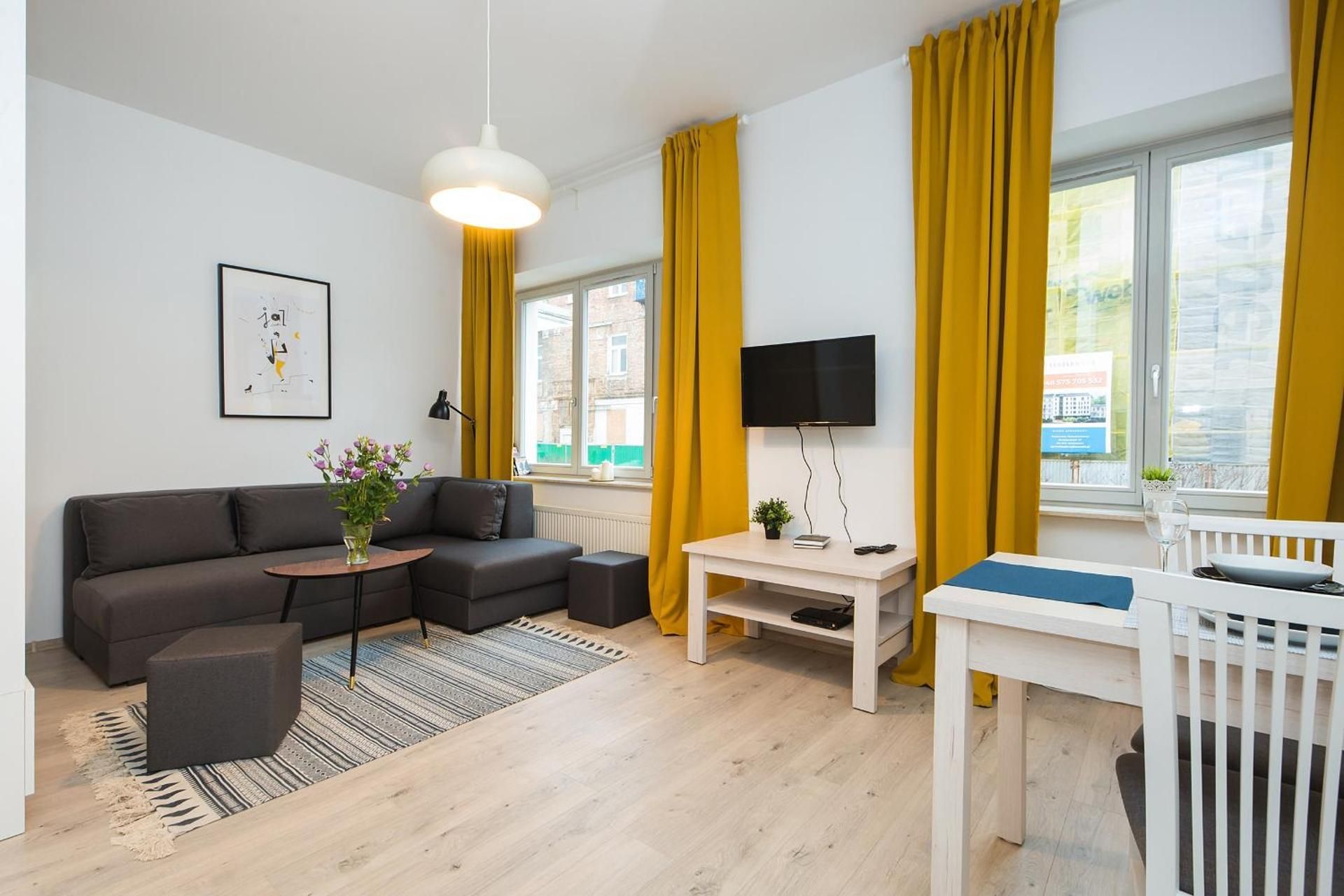 Studio Apartment