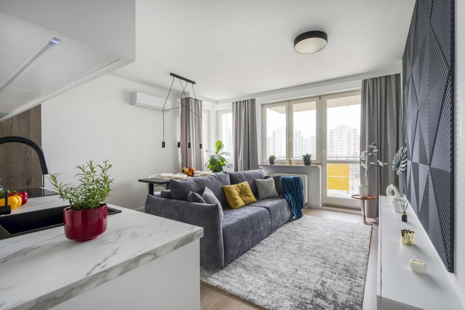 One-Bedroom Apartment with Balcony