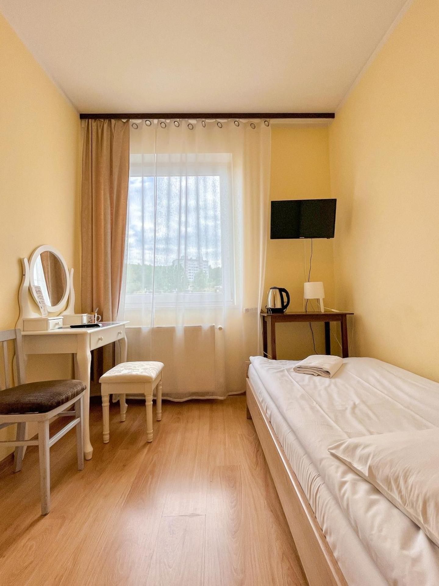 Single Room with Bathroom