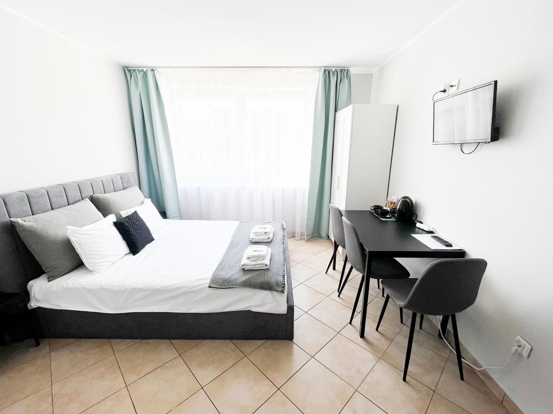 Triple Room with Private Bathroom
