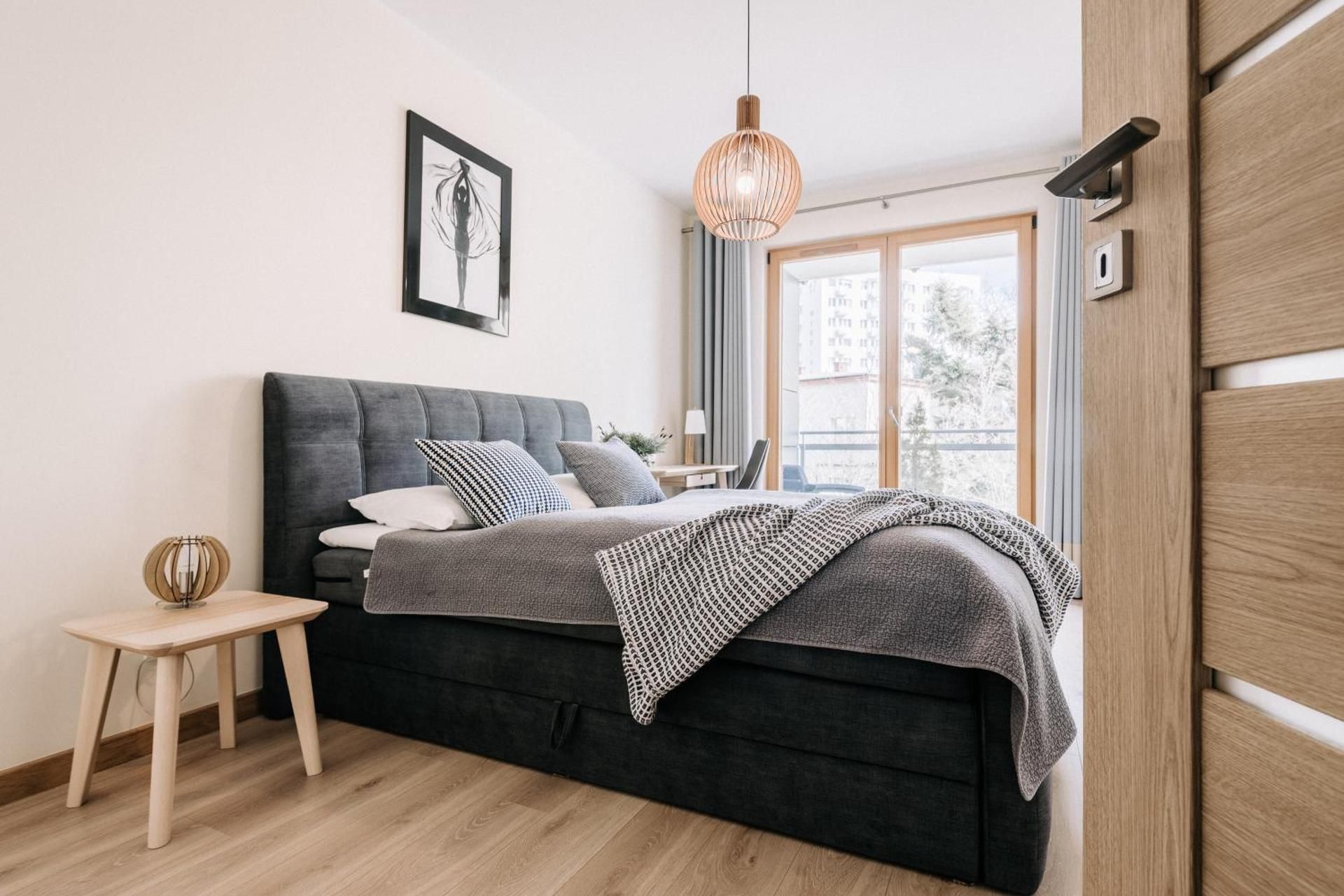 Apartment with Balcony