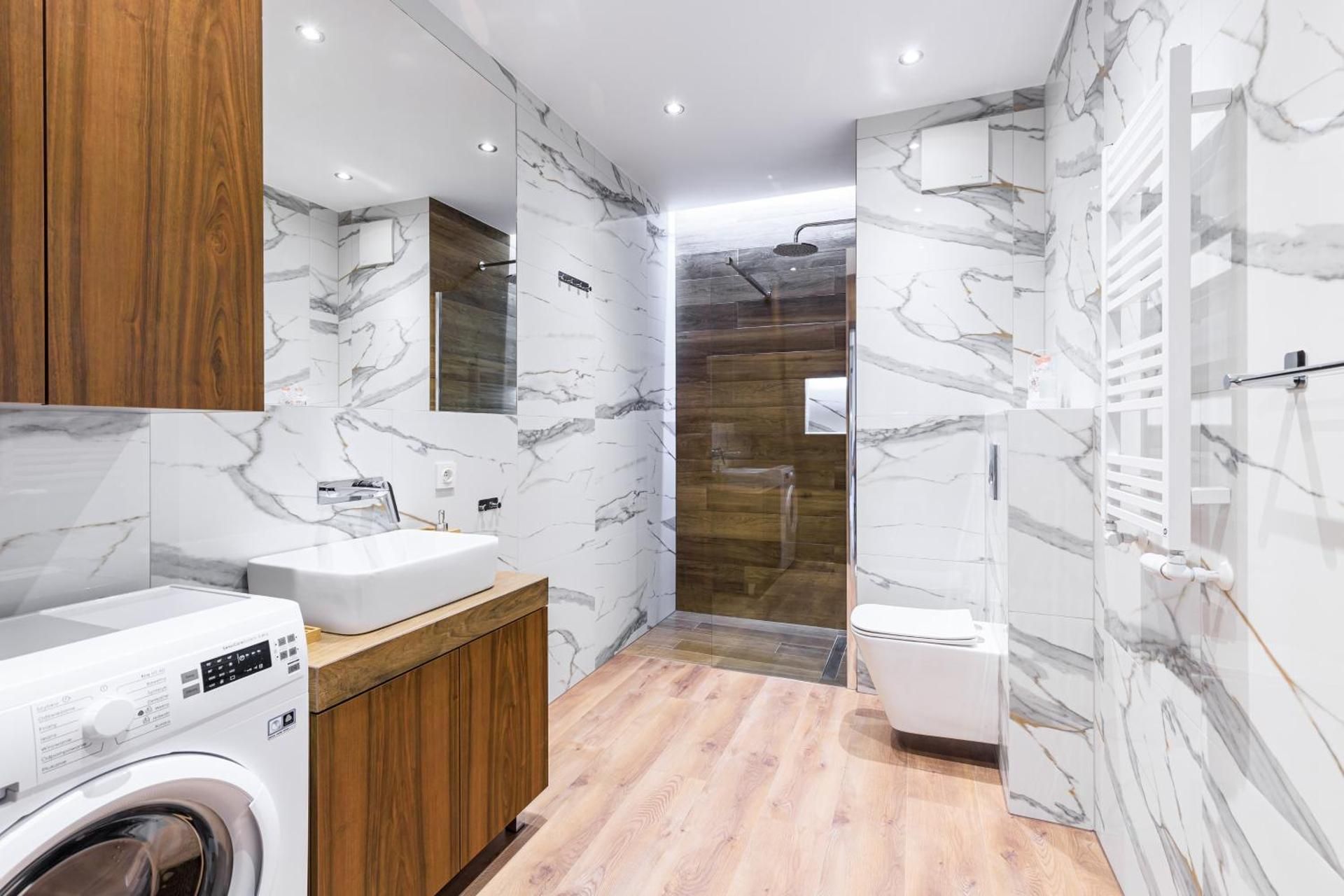 Apartment with Sea View - B59