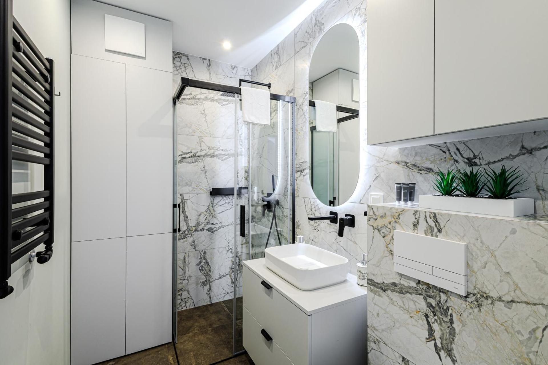 One-Bedroom Deluxe Apartment – C97