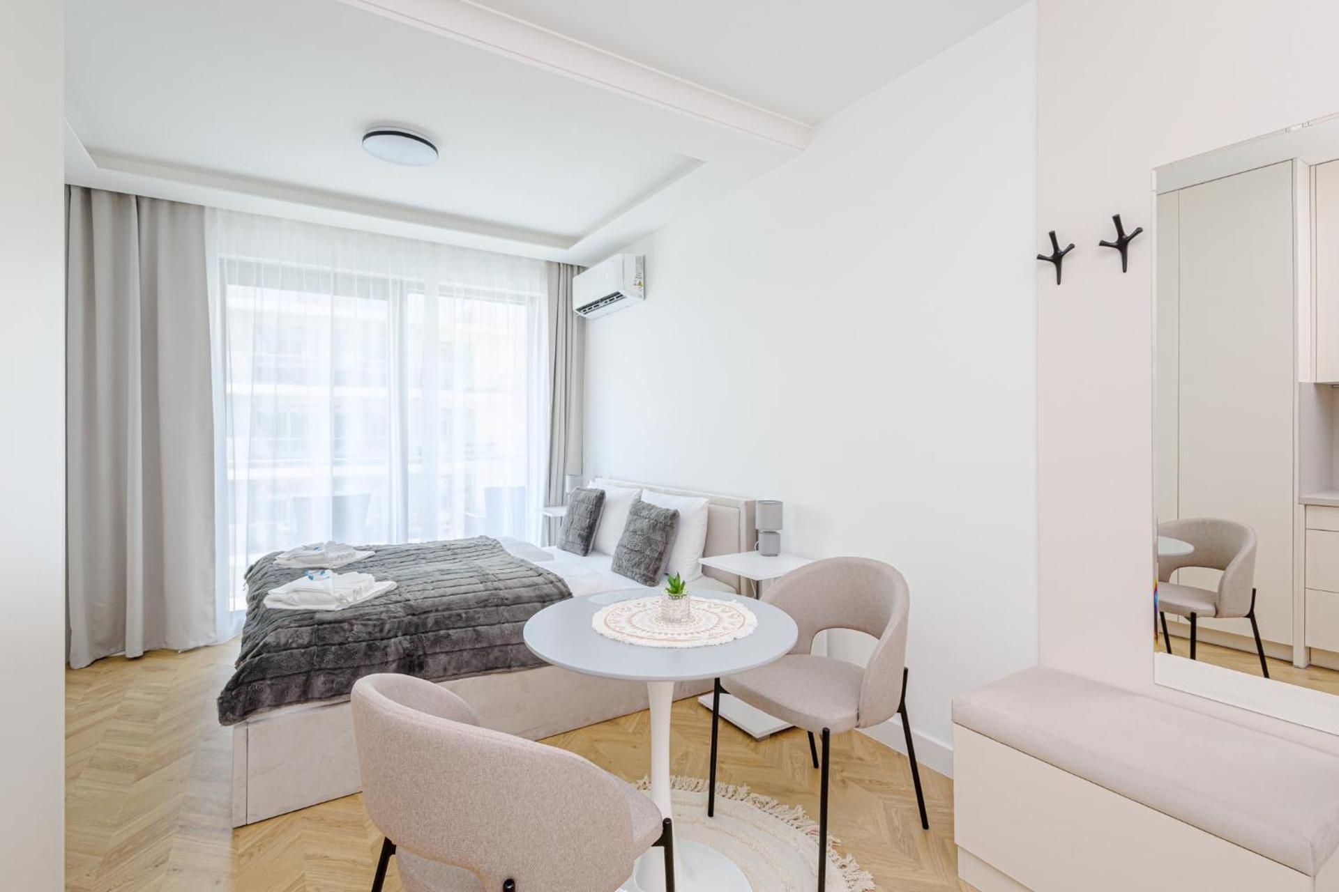 Standard Apartment C89A