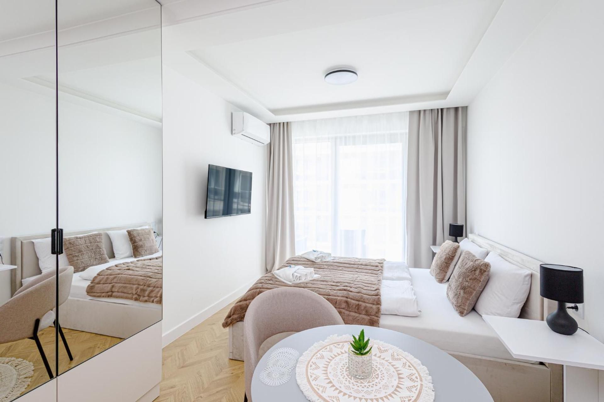 Standard Apartment C89B