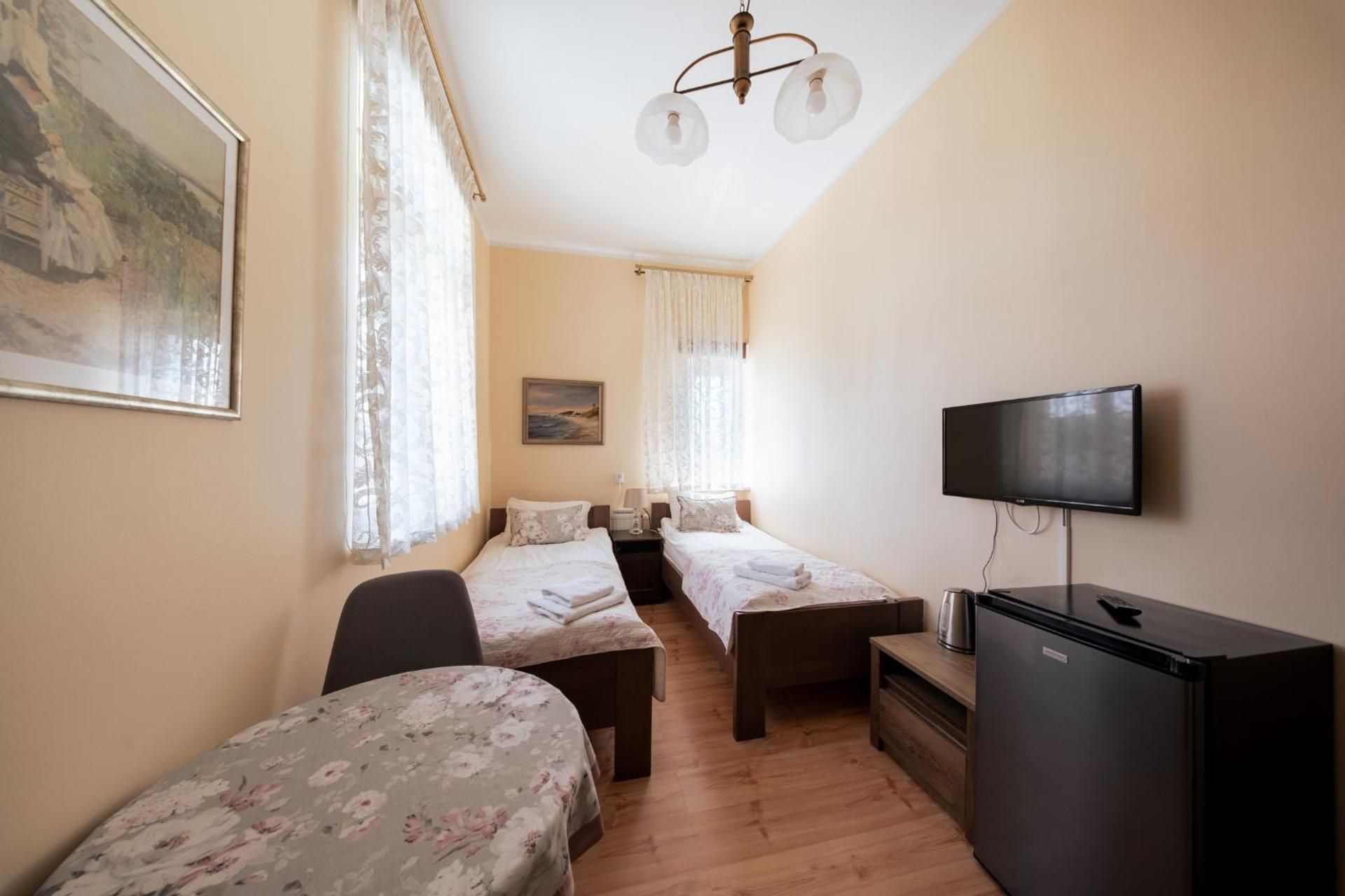 Twin Room with Shared Bathroom