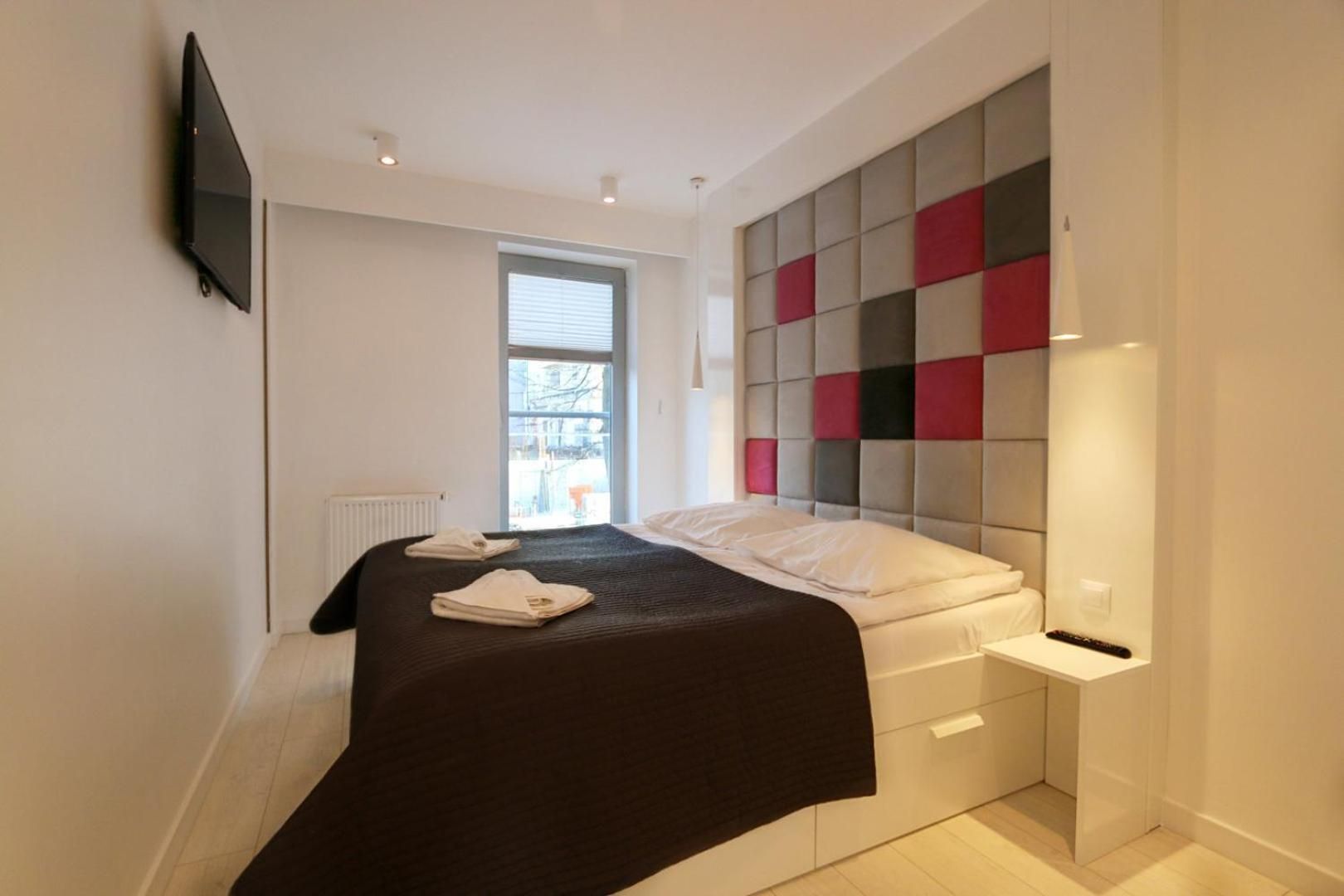 Superior One-Bedroom Apartment
