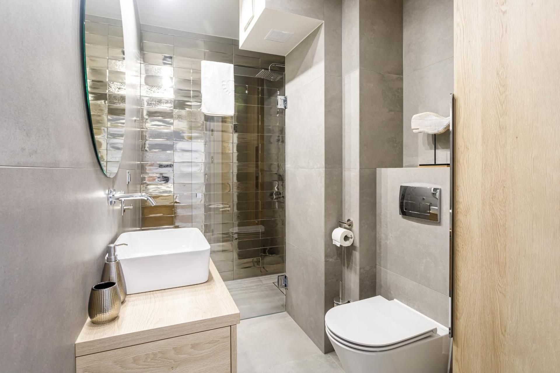 One-Bedroom Apartment - B7