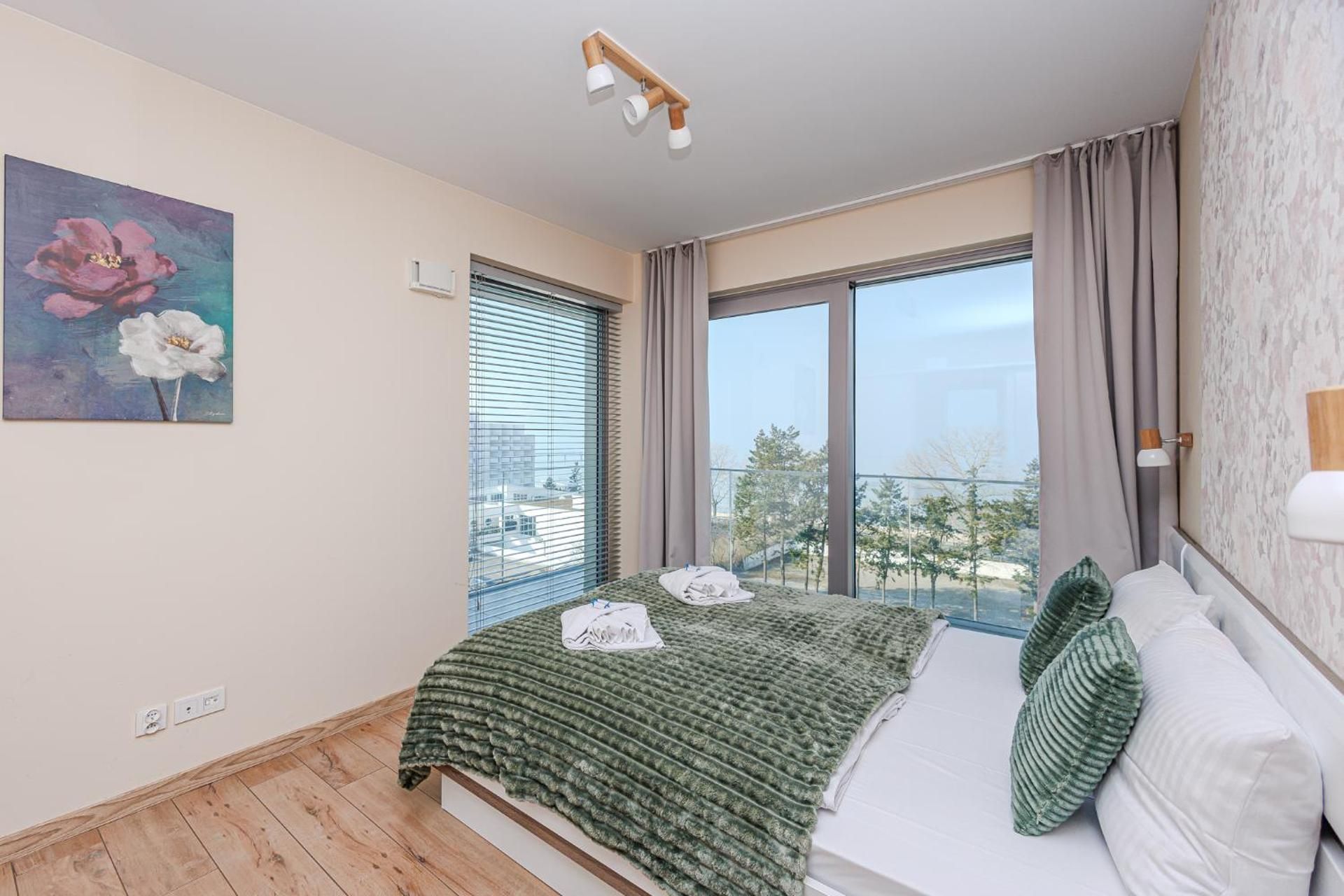 Apartment with Sea View - B44