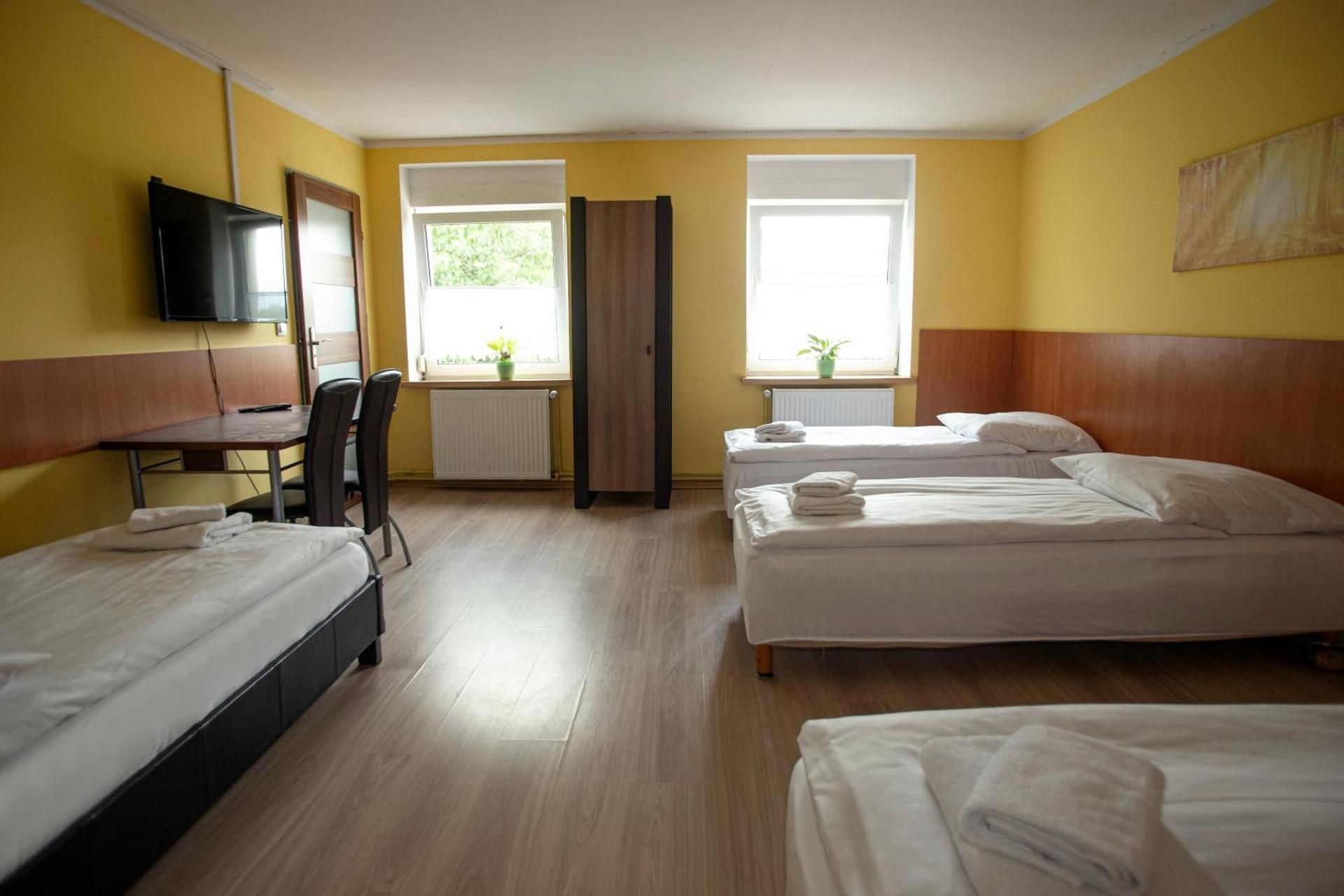 Quadruple Room with Private Bathroom
