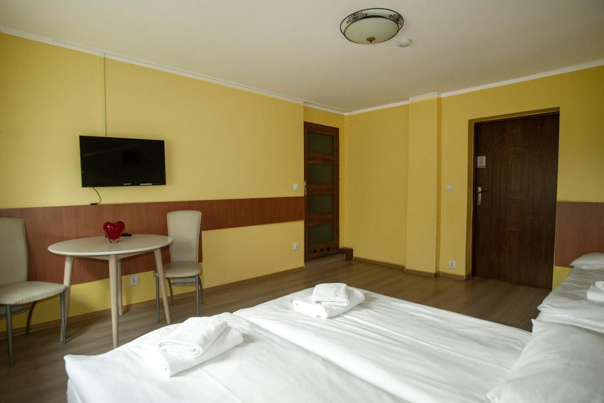 Triple Room with Private Bathroom