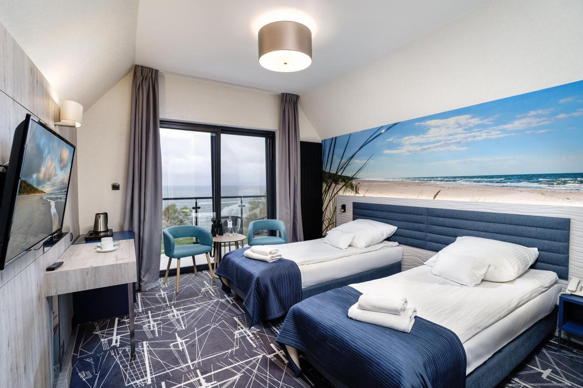 Double or Twin Room with Sea View