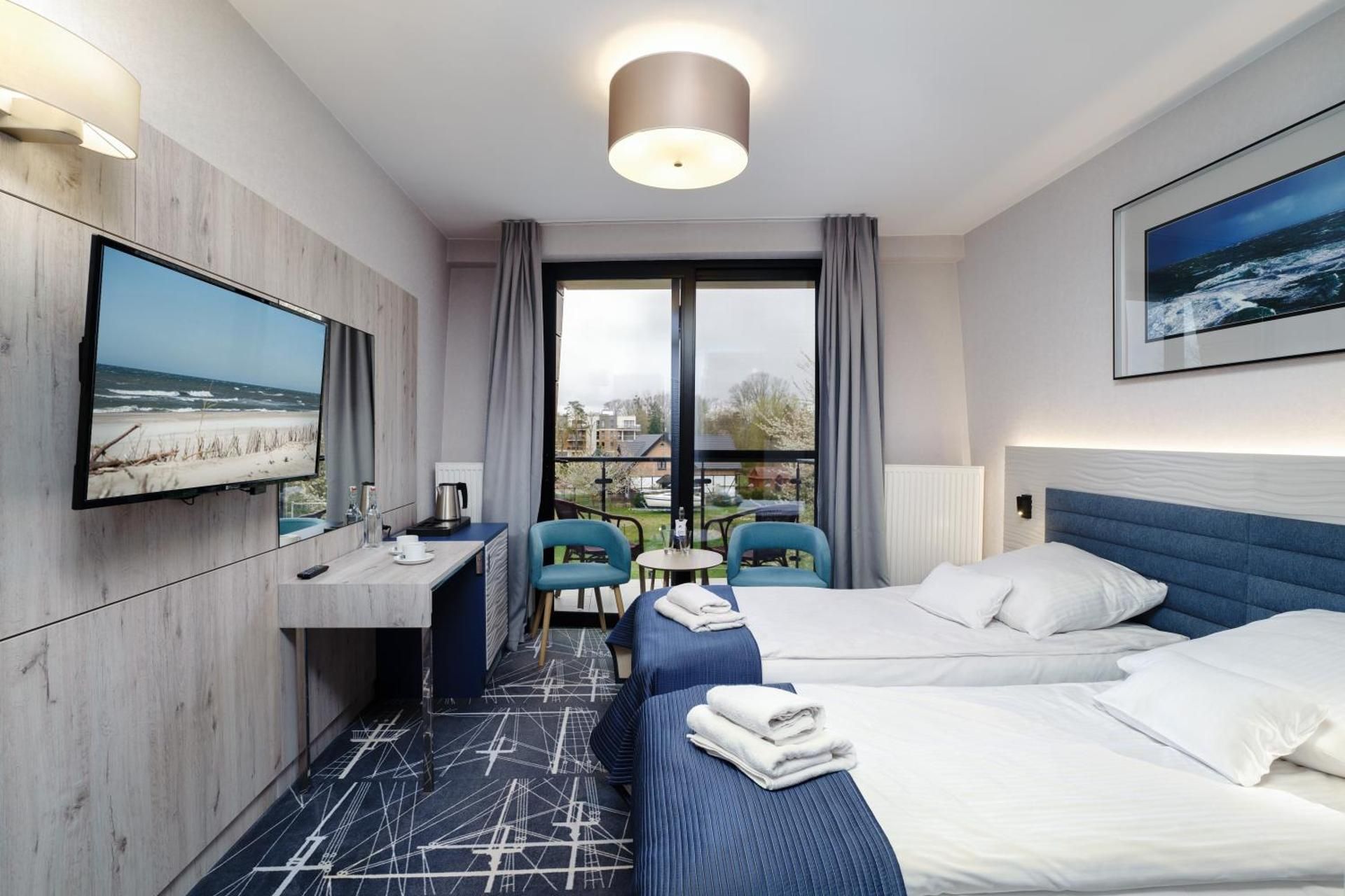 Double or Twin Room without Sea View