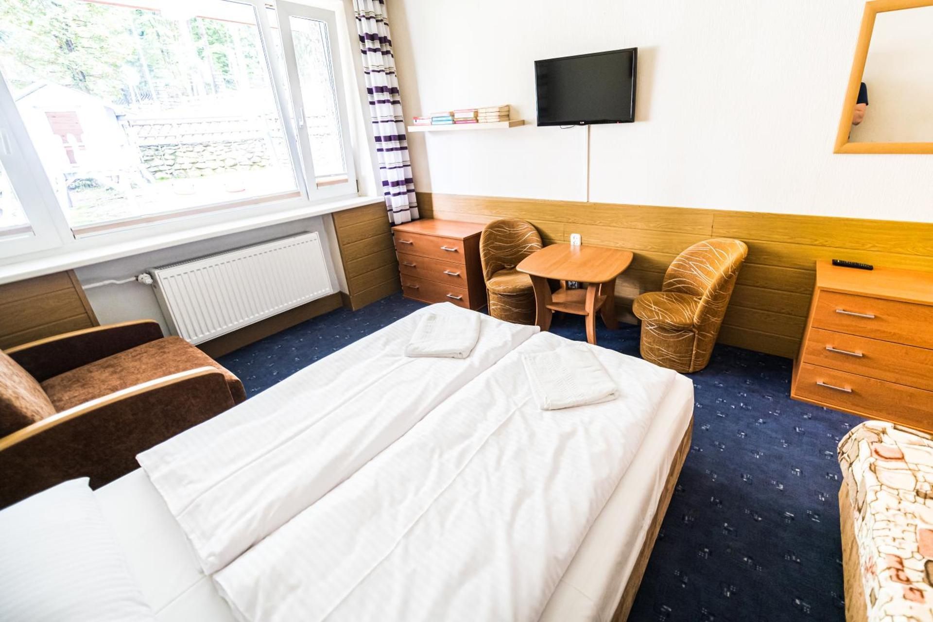 Quadruple Room with Private Bathroom