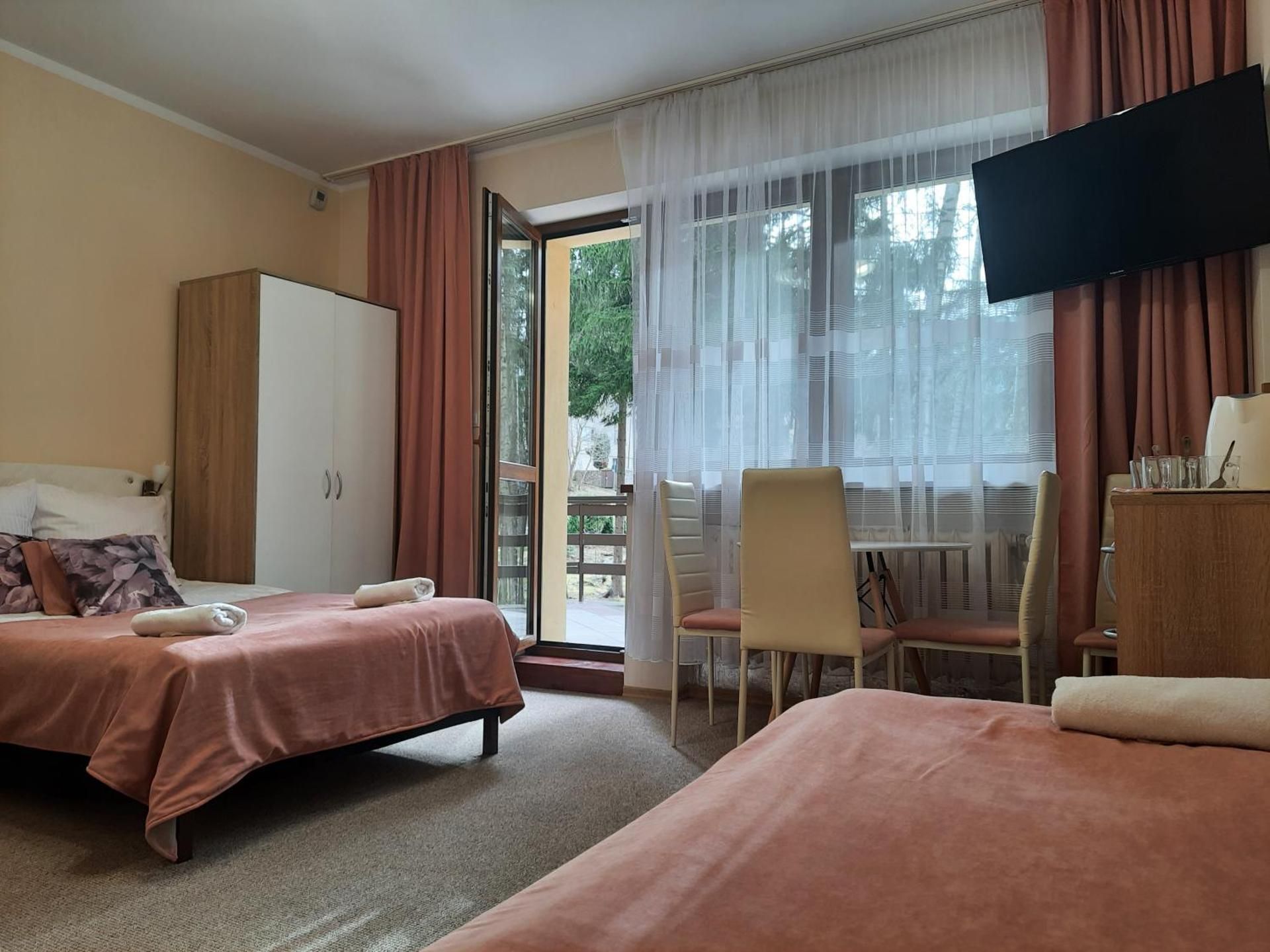 Quadruple Room with Terrace