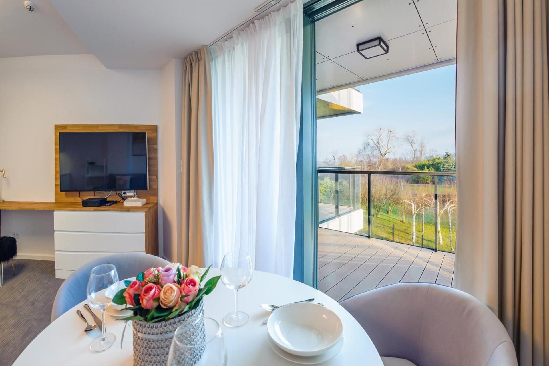 One-Bedroom Apartment with Partial Sea View