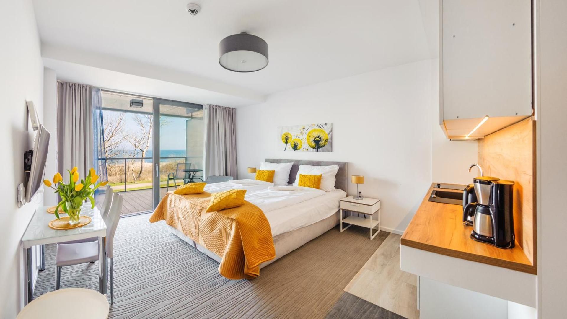 Studio Apartment with Sea View