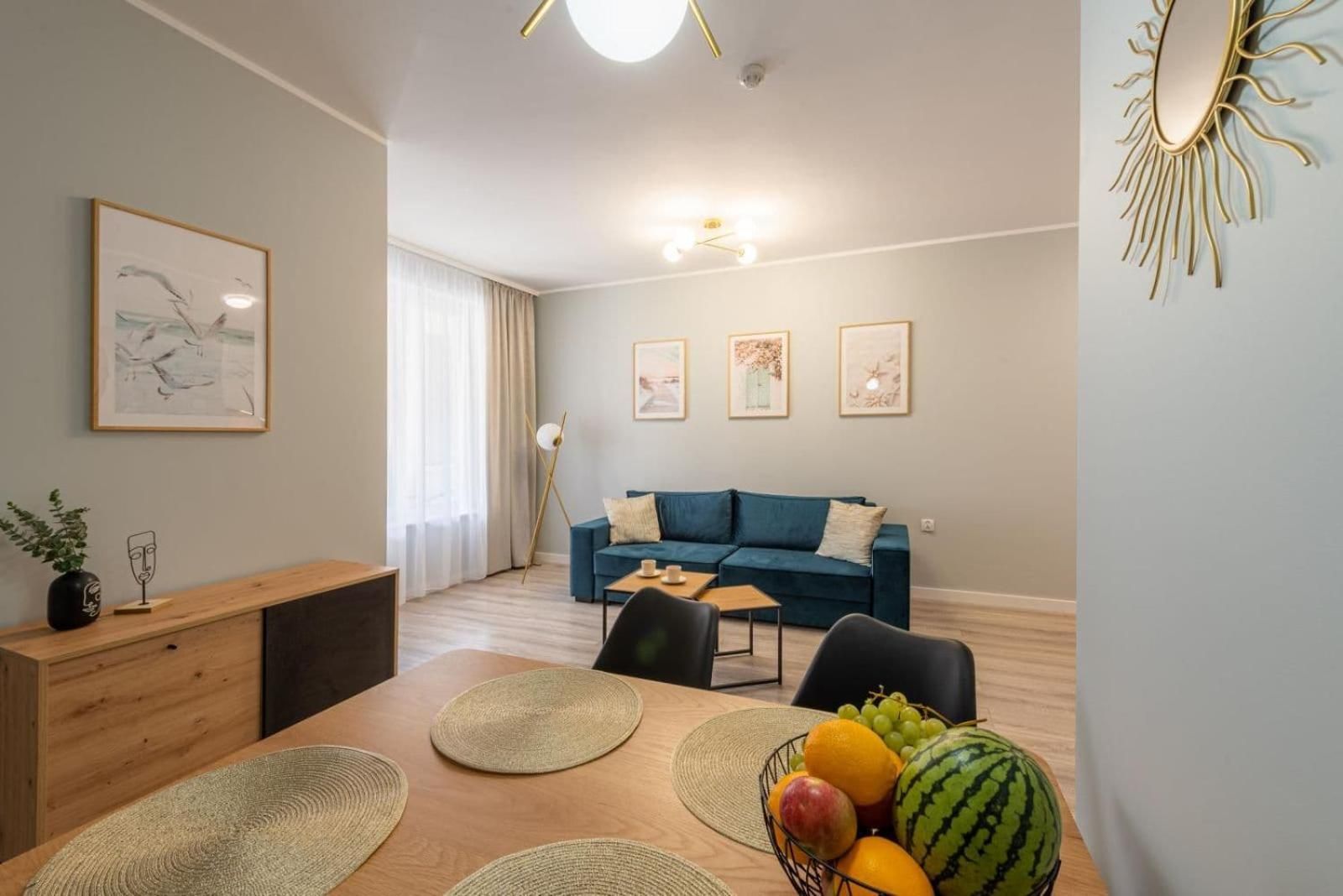 One-Bedroom Apartment