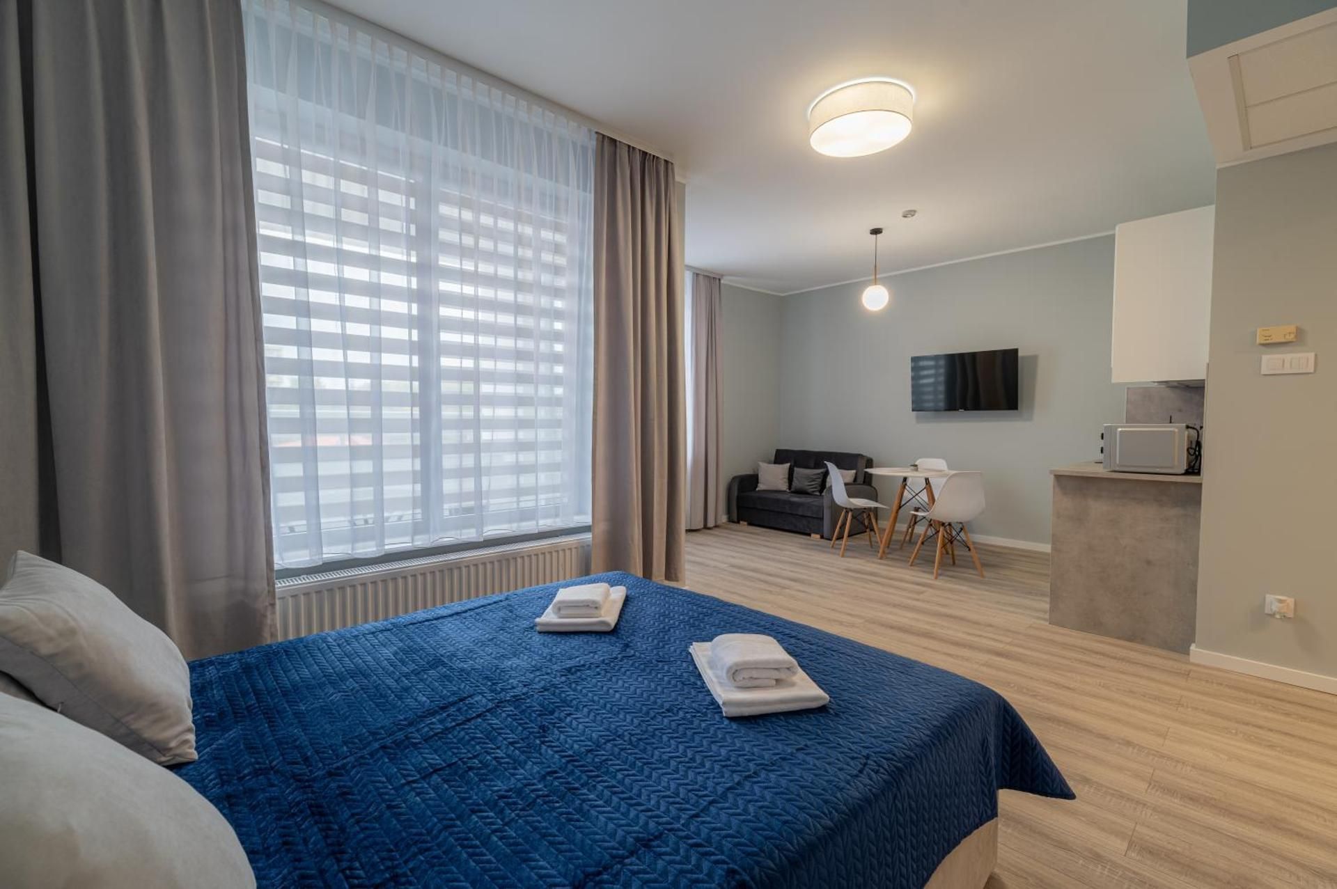 Studio Apartment