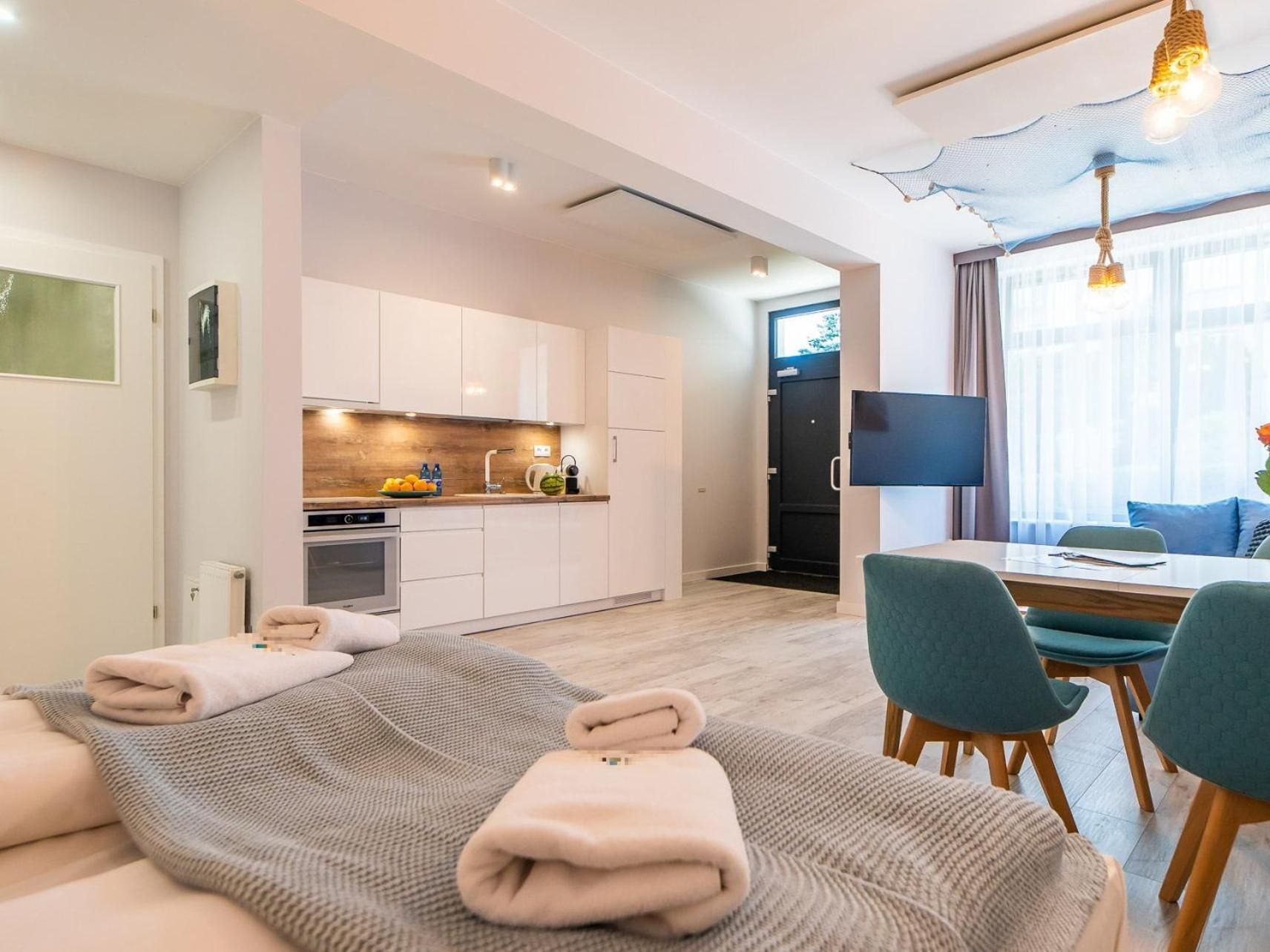 Studio Apartment