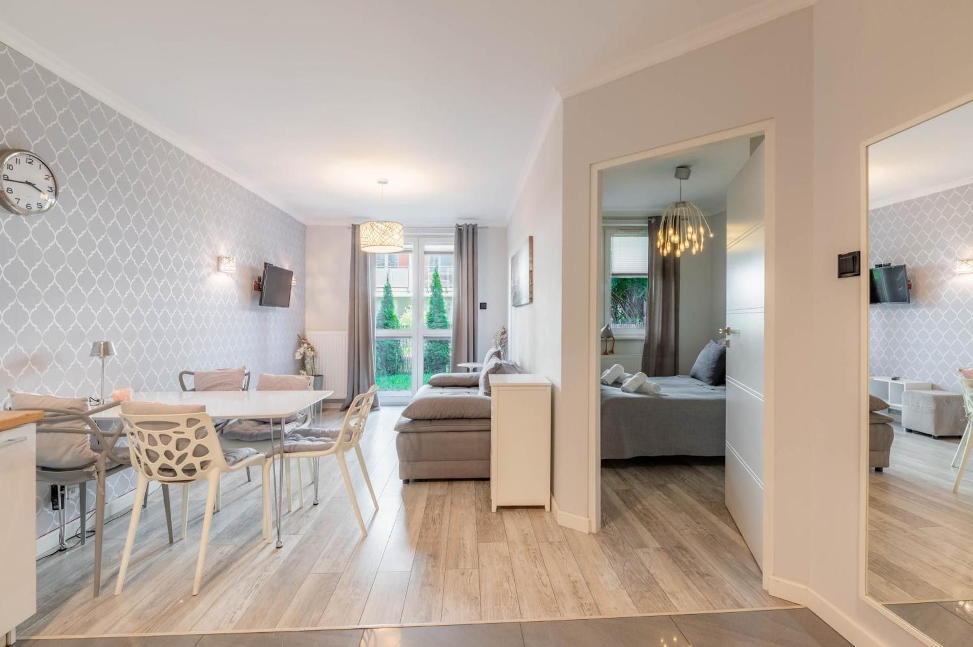 One-Bedroom Apartment with Garden