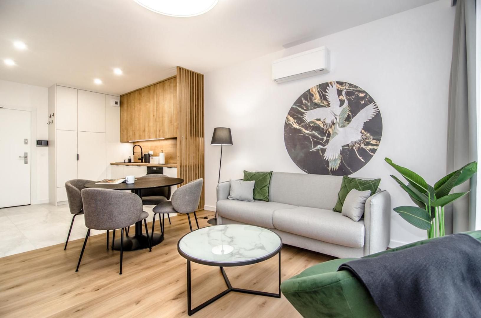 One-Bedroom Apartment
