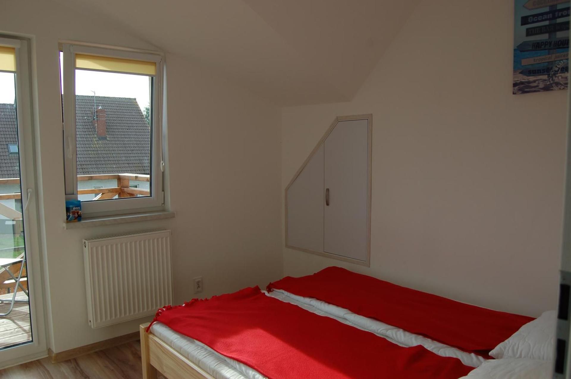 SMALL DOUBLE OR TWIN ROOM