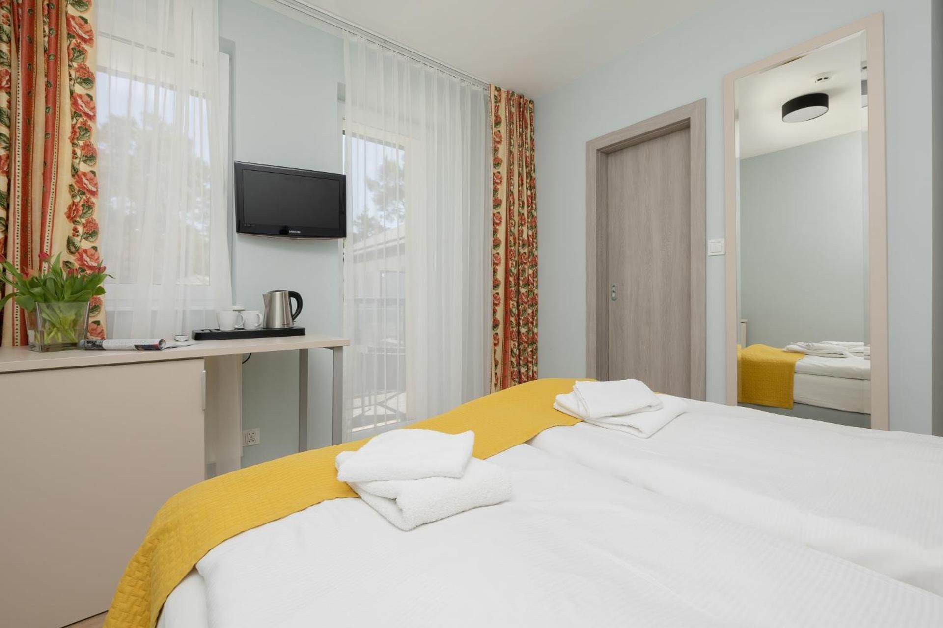 Small Twin Room