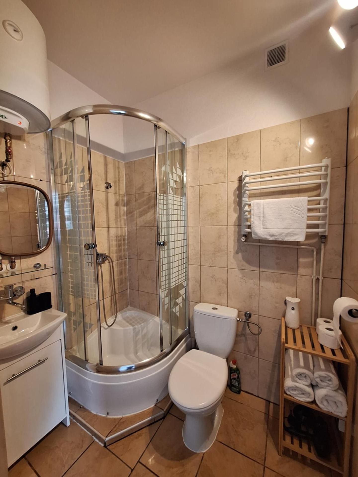 Triple Room with Private Bathroom