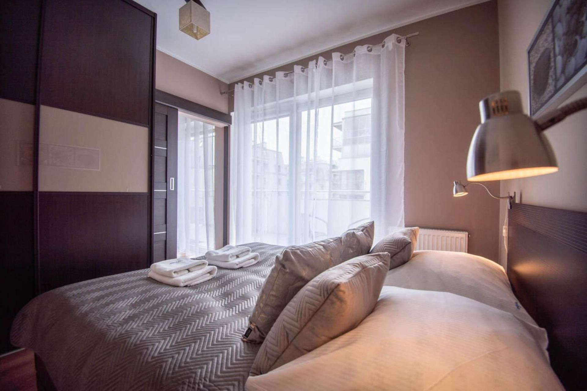 One-Bedroom Apartment with Balcony