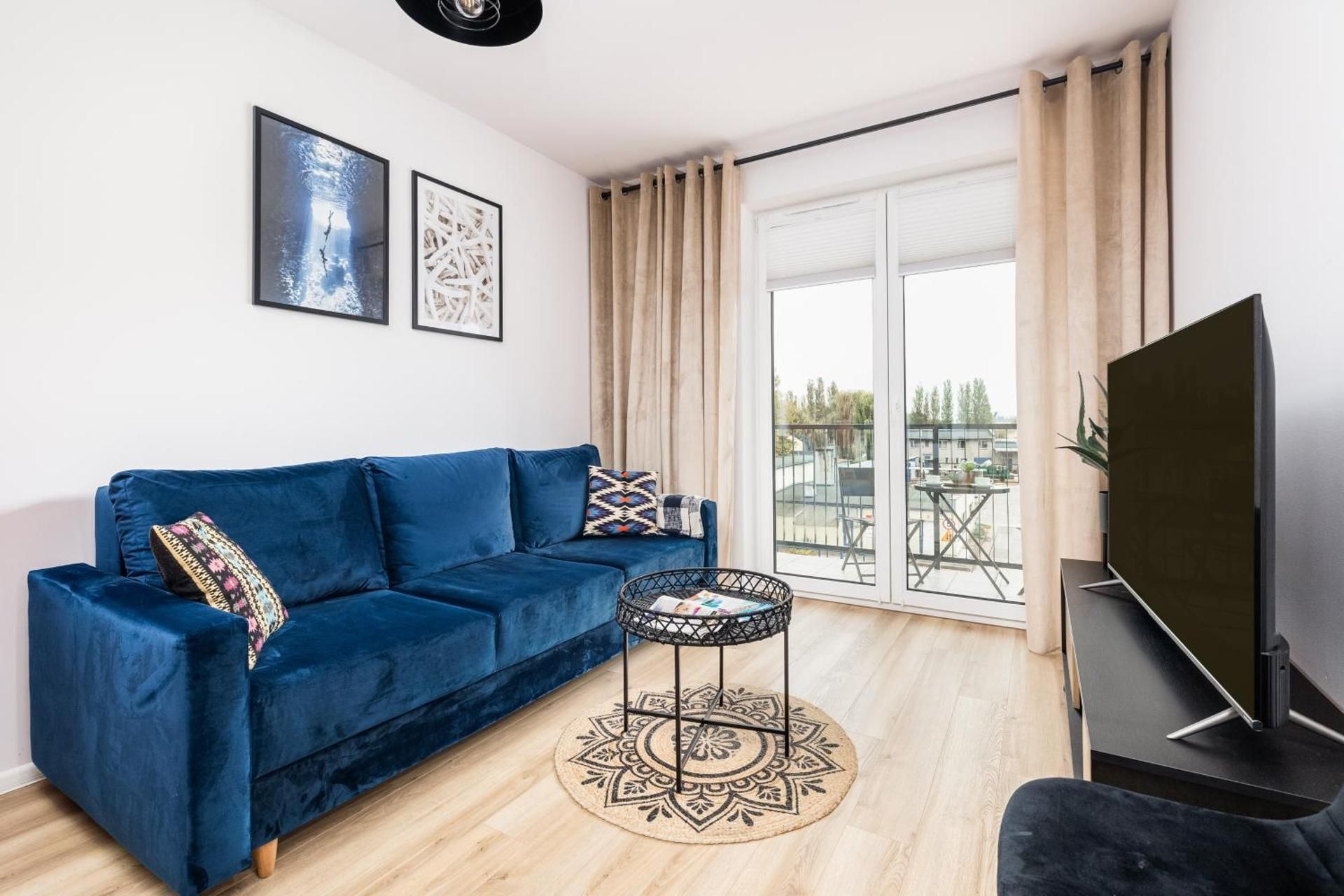 One-Bedroom Apartment