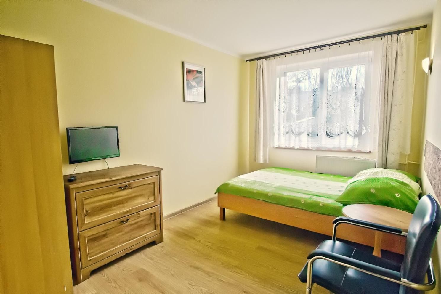 Standard Double Room with Shared Bathroom