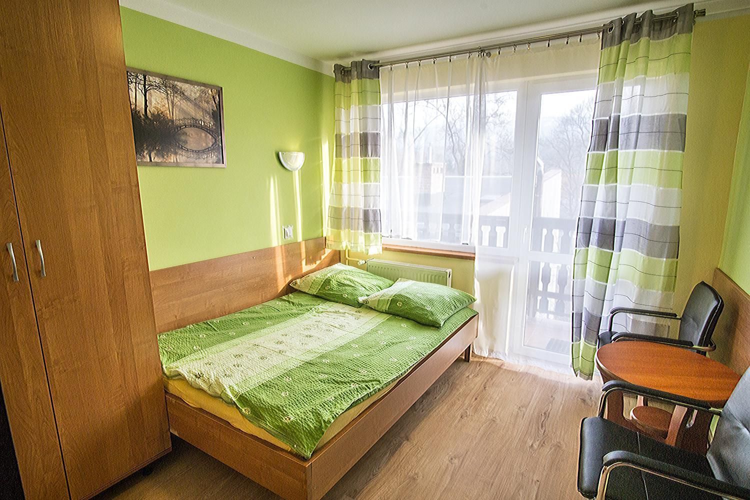 Large Single Room