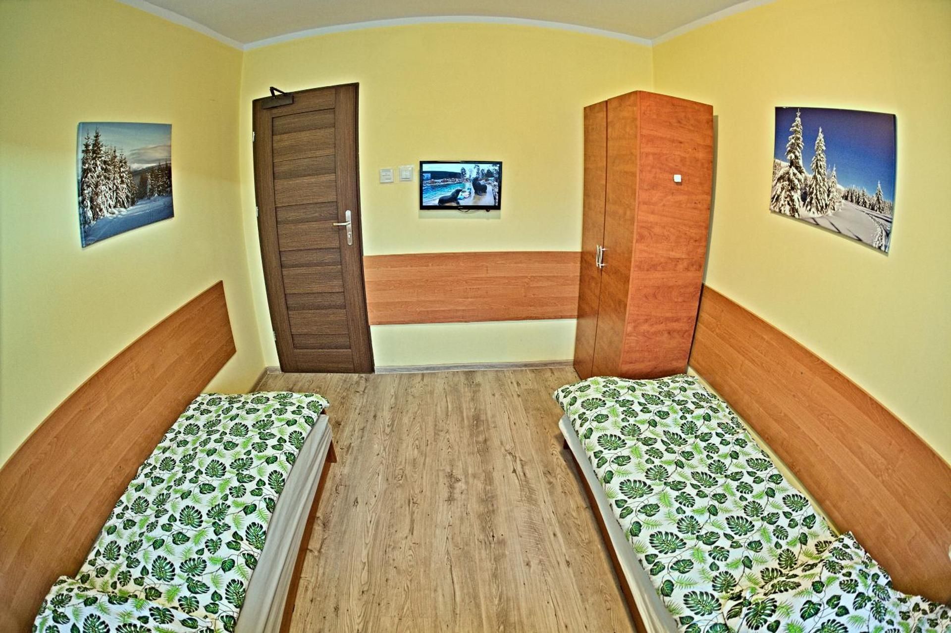 Double Room with Shared Toilet