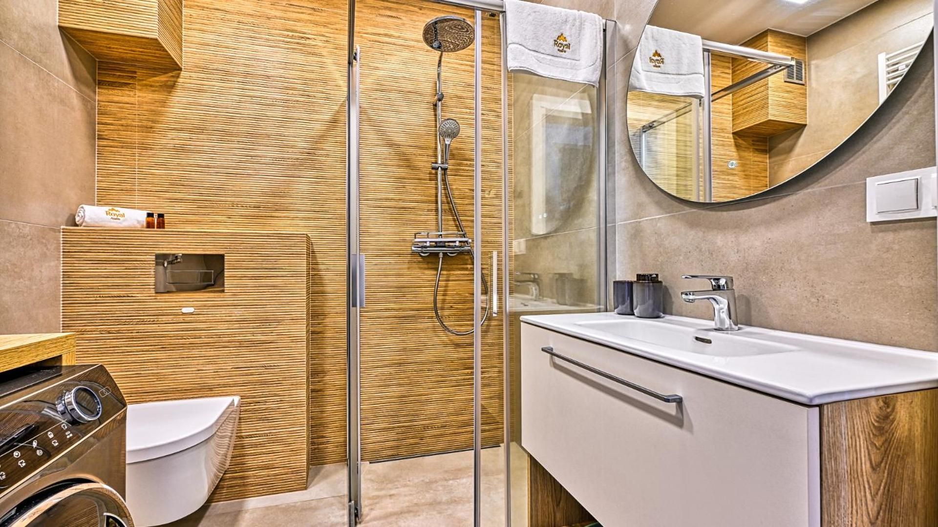 One-Bedroom Apartment with Spa Bath