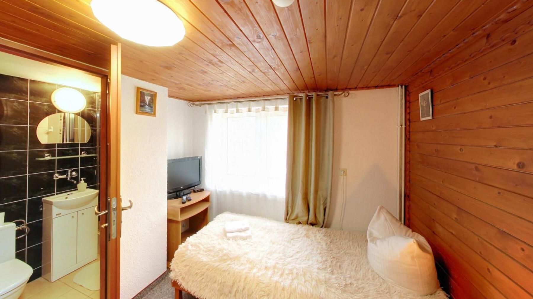 Single Room with Bathroom