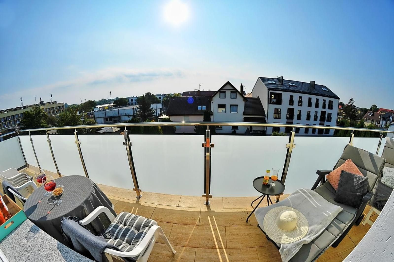 Apartment with Balcony